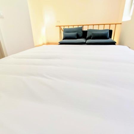 Bombarda Cinema Apartments Porto Ngoại thất bức ảnh
